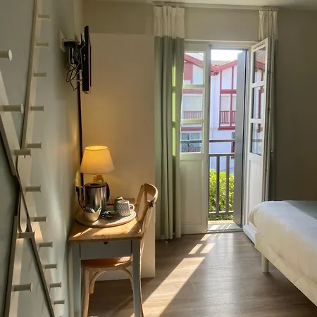 Hotel Boutique Maria-christina 3*