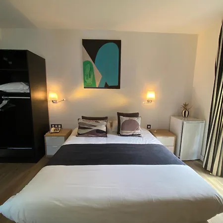 Boutique Maria-christina Отель 3*