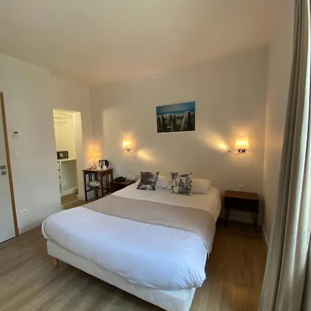 Boutique Maria-christina Hotel 3*