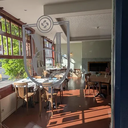 Hotel Boutique Maria-christina 3*