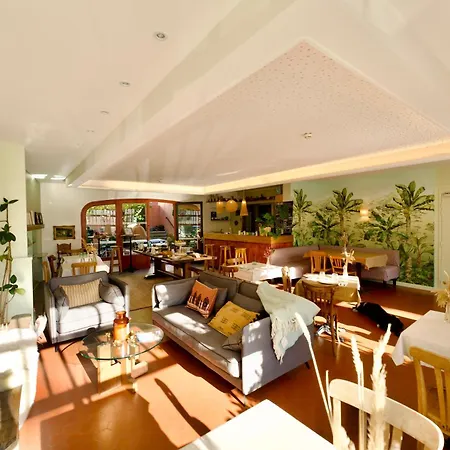 Boutique Maria-christina 3*