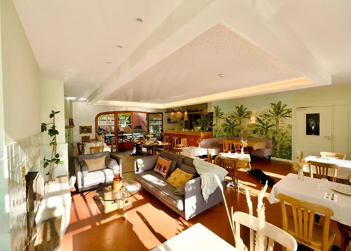 Boutique Maria-christina 3*